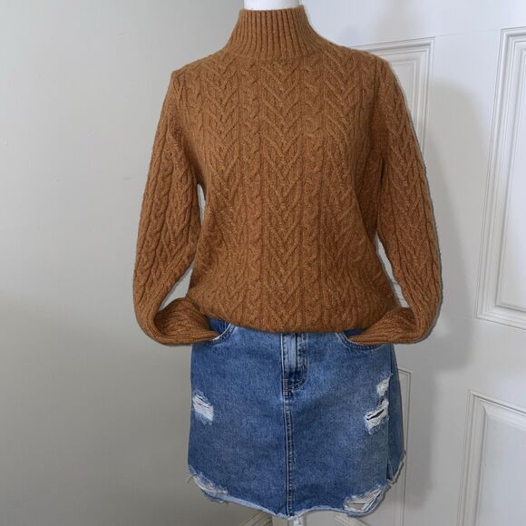 On 34th Sweaters - On 34th Women's Cozy Cable-Knit Crewneck Sweater AC2 Bright Orange Size M